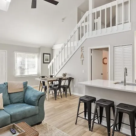 Coligny Area Home - Walk To Beach-3 Bed 2 Ba-17Nfb